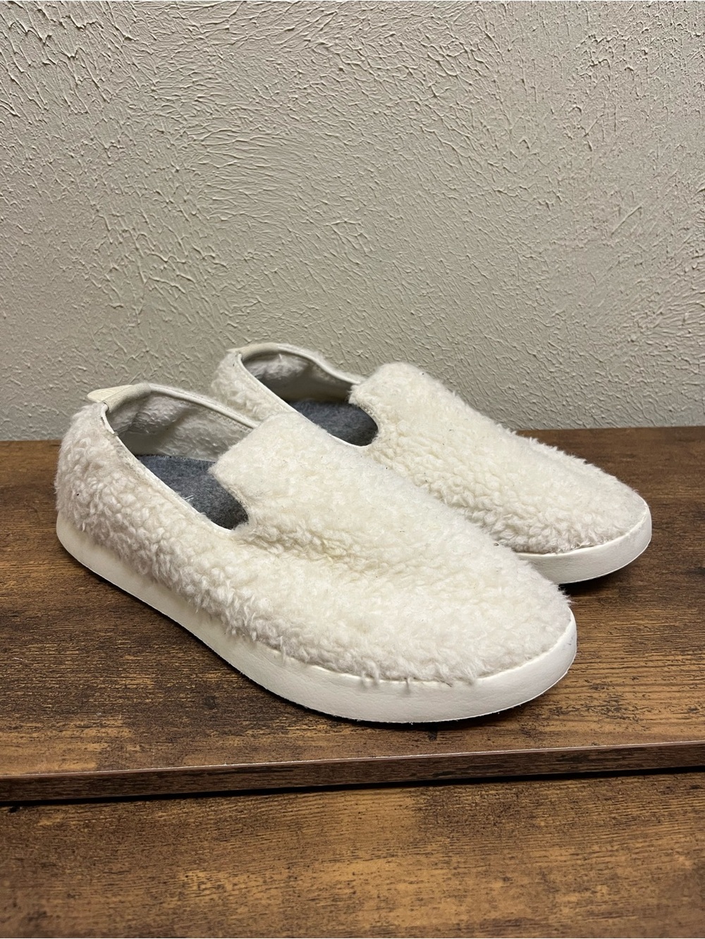 Allbirds WLF Wool Lounger Fluff Slip On Shoes Casual Cream Women’s Size 7